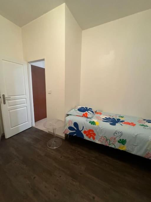 Christelle Apartment Romilly-sur-Seine Luaran gambar