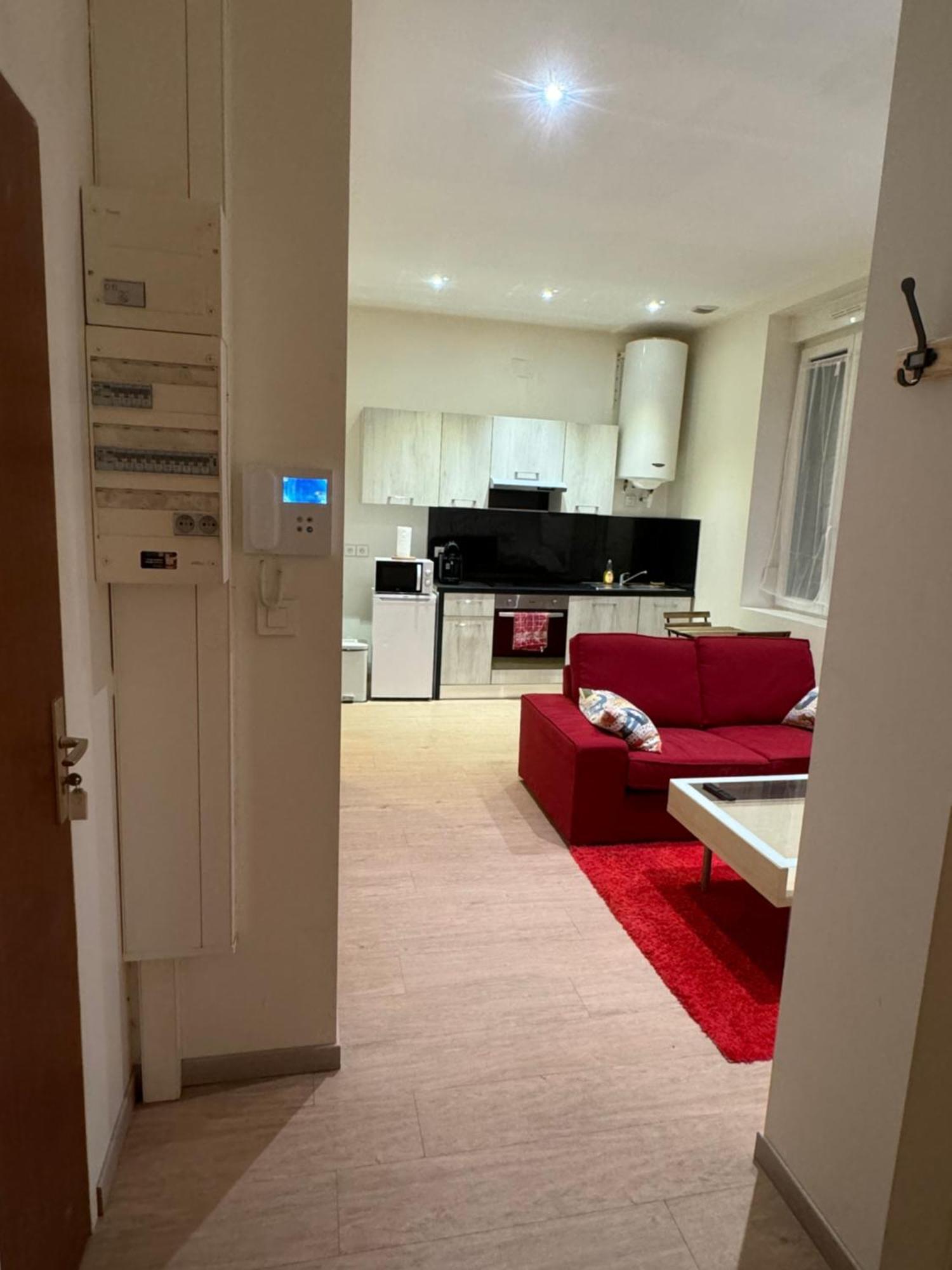 Christelle Apartment Romilly-sur-Seine Luaran gambar